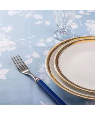 Nappe enduite Toile de Jouy bleue à fleurs, création originale A Table.